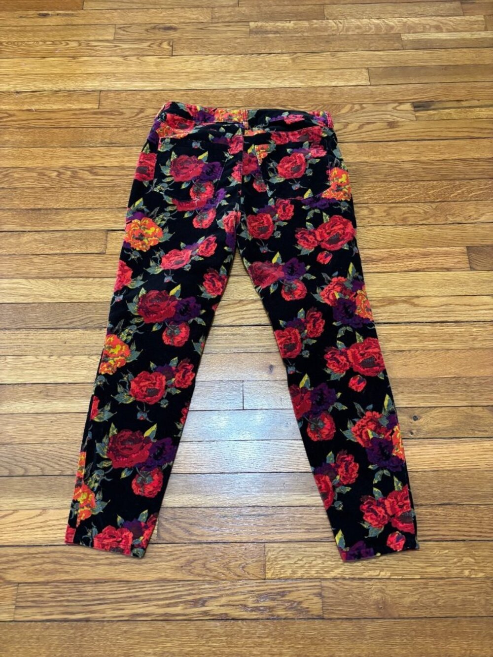 Soft Surroundings Womens Pants Sz 12 Black w/ Red Rose Floral Print Straight Leg - Picture 6 of 6